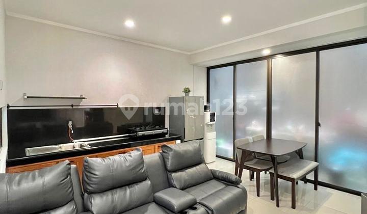 Dekat Akses Tol, Rumah, 2 Lantai, SHM, 2