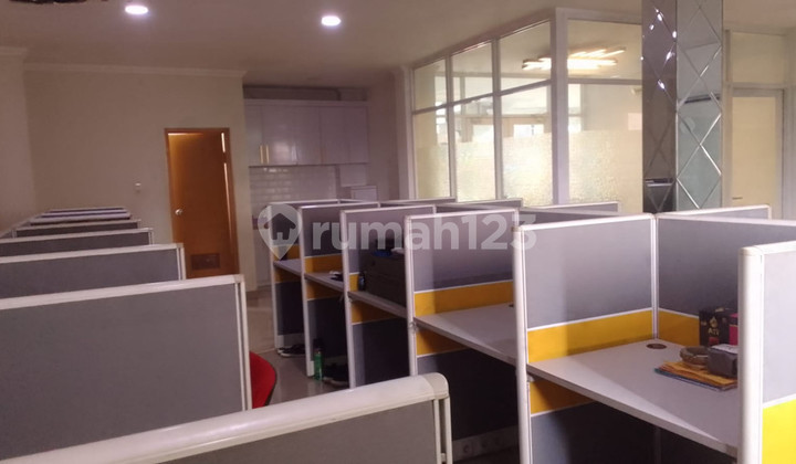 For Sale/Lease 4-Storey Office Building, Busy Commercial Business Location on Jl. Dewi Sartika Cawang, Near Pgc Cililitan Mall 2