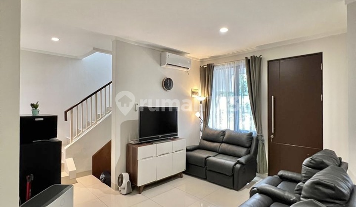Dijual Rumah Asri Kebayoran Bintaro Semi Furnish 2