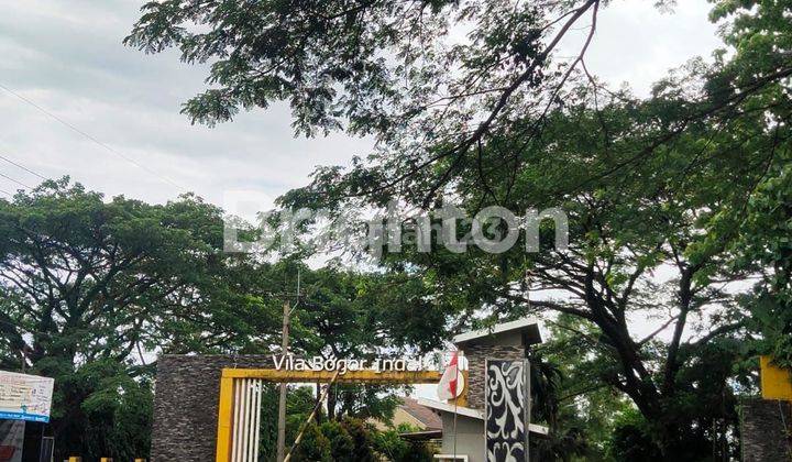 Rumah Modern 2 Lantai - Lokasi Sangat Strategis & Lingkungan Nyaman di Villa Bogor Indah 5 (Cluster Rajawali) Ciparigi - Bogor Utara*  *SPESIFIKASI RUMAH:* - Sertifikat Hak Milik (SHM) - LT : 90 m2 - LB : 160 m2 (2 lantai) - Listrik Prabayar 2.200  - Air  2