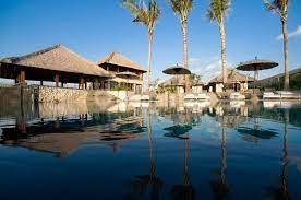 Villa Tropis Pinggir Pantai Pererenan Canggu Bali cocok untuk investasi 