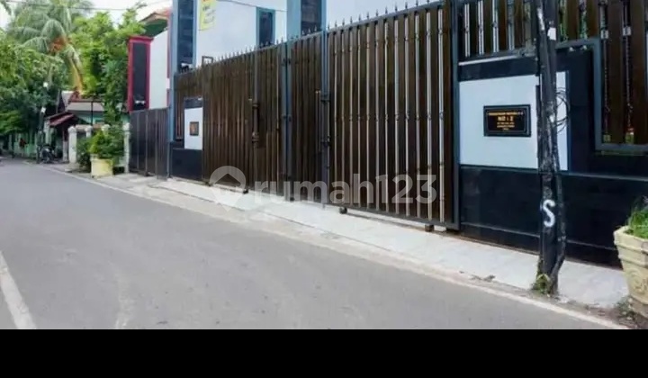 Dijual Rumah Cantik Percetakan Negara Cempaka Putih 