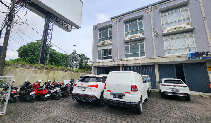 Ruko Mewah Lokasi Strategis Di Jalan Utama Di Gatot Subroto
