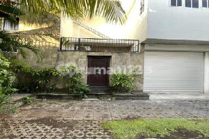 Villa Mewah Harga Ekonomus Di Jimbaran, Dekat Sidewalk