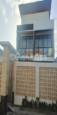 Brand New Luxurious Villa With In East Denpasar