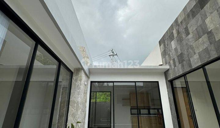 Dijual Villa Baru Full Furnished Area Ungasan, Badung, Bali 2