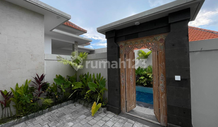 Minimalist Concept Villa For Rent In Canggu