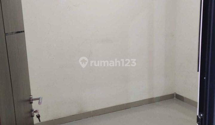 Dijual Rumah Bagus 2 Lantai Taman Mediterania, Citra Raya Tangerang 2