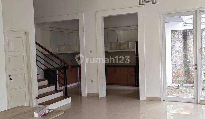 Dijual Rumah 2 Lantai sudah Renovasi di Taman Giri Loka Bsd 2