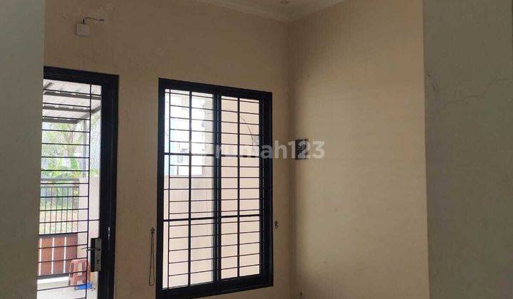 Dijual Rumah Bagus 2 Lantai Taman Mediterania, Citra Raya Tangerang 2