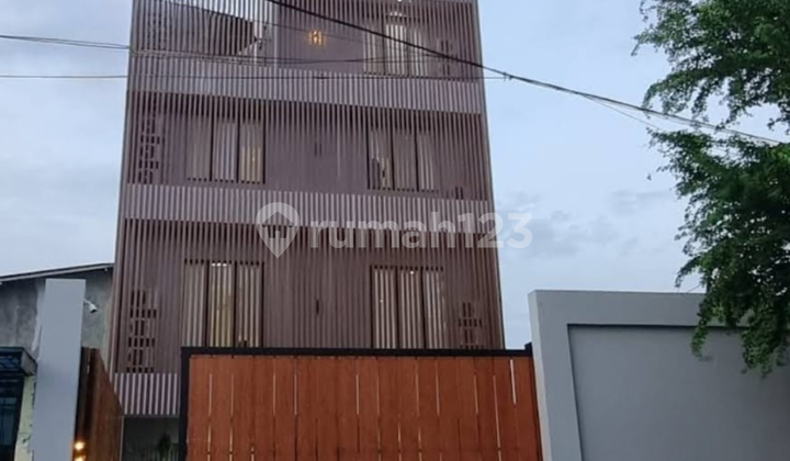 4-Story Office Building 10x20 Strategic SHM by the Roadside in Koja