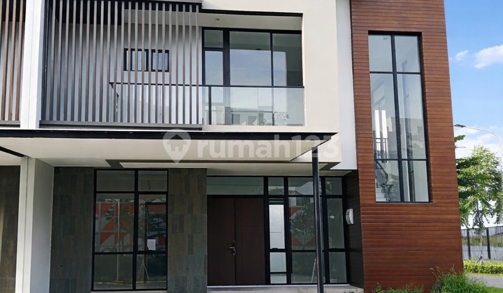Corner House 13X20 Brand New Rare in Kuningan Village PIK 2 Corner House 13X20 Brand New Rare in Kuningan Village PIK 2