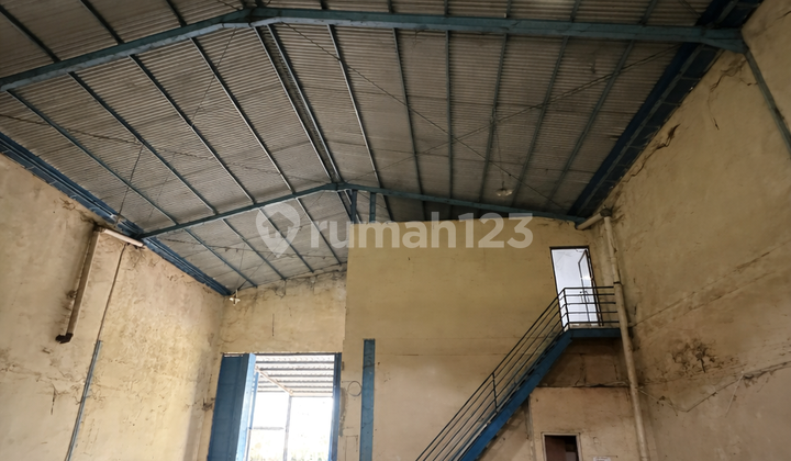 Gudang Luas 400M² Strategis Pinggir Jalan Raya Bayur Sepatan