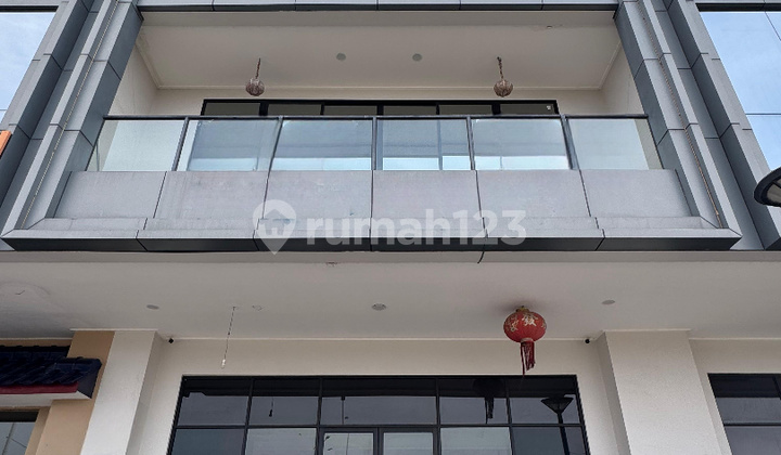 Ruko Soho Rodeo Drive Ebony Boulevard 8x15 Ex Resto Prime Location Ruko Soho Rodeo Drive Ebony Boulevard 8x15 Ex Resto Prime Location