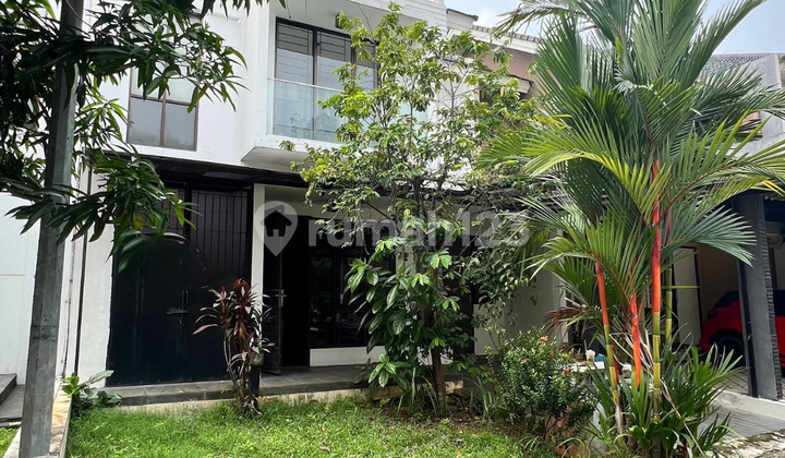 Albera Foresta BSD House 8x16 3+1BR SHM Semi Furnished Fully Renovated 2