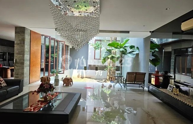 Luxury House Puri Indah 407M Fully Furnished Brings Luck East Facing 2
