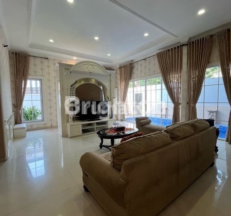 Rumah Pik Taman Grisenda Hoek 290m2