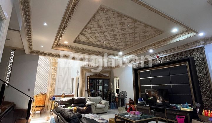 Rumah Taman Palem Lestari Gaya Classic 10X20 2