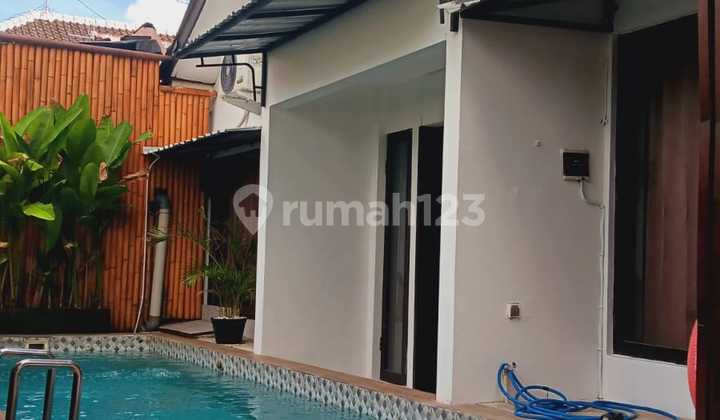 Affordable 3-Story Villa in Seminyak