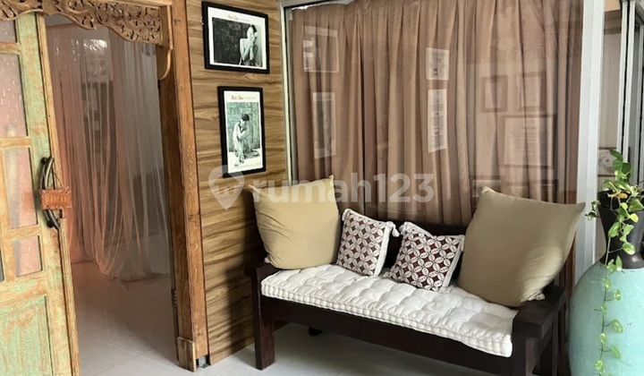 For Sale: Boarding Houses in Tourist Area 2