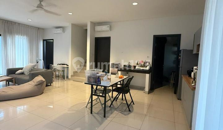 Jual Cepat Rumah Siap Huni 2 Lantai + Attic di Anthia Wisteria Metland Menteng Cakung 2