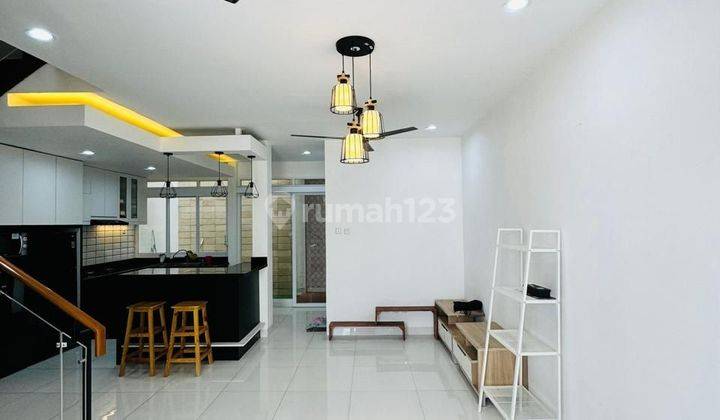 Dijual Rumah Di Ciputat Secondary Seperti Baru Full Furnished 2