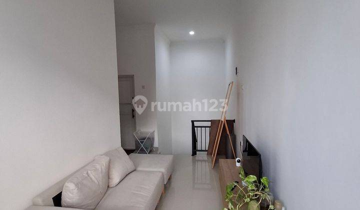 Full Furnished Rumah Disewakan Di Cirendeu Dekat Mrt Lebak Bulus 2