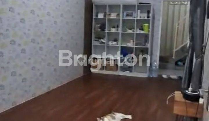 Rumah 2 Lantai Murah Mepet Kota Blitar  2