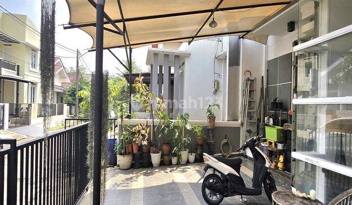 Dijual Cepat Rumah Cantik Tropical Minimalis  di Sektor 9-Bintaro 2