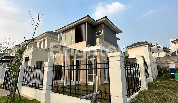 RUMAH CANTIK POSISI POJOK  RUGI 2