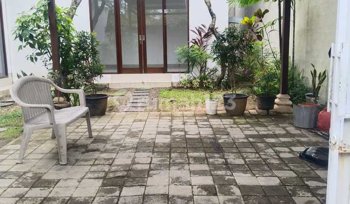 Rumah Semi Villa Sanur Bali