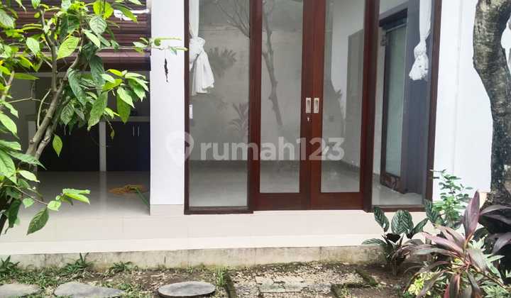 Rumah Semi Villa Sanur Bali 2