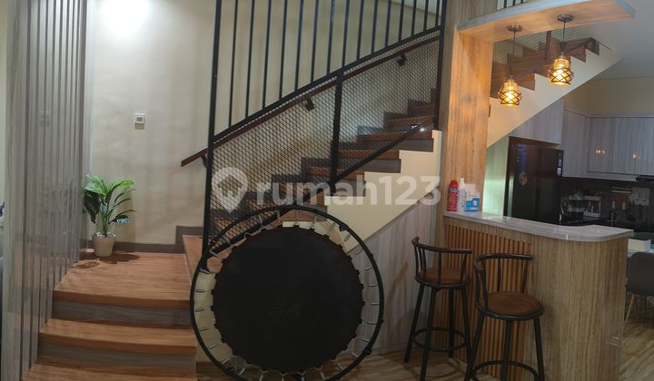 Rumah Gunung Salak Dekat Kerobokan Bali 1