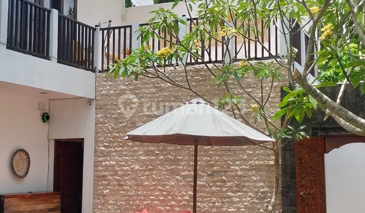 Spacious Villa near Plagoo Hotel Mumbul Nusa Dua Bali