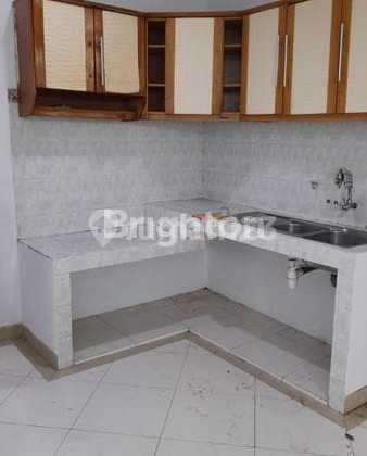 For Sale Neat House, Ready to Move In at the Best Price, Puri Legenda Housing, City Center, Batam Center. For Sale Neat House, Ready to Move In at the Best Price, Puri Legenda Housing, City Center, Batam Center.