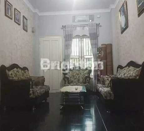 Rumah 2 Lantai, Bangunan Kokoh, Bersih, Siap Huni, Harga Dibawah 700 Juta, Hawaii Garden, Batam Centre 1