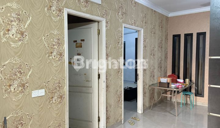 Rumah di Dutamas, siap untuk ditempati