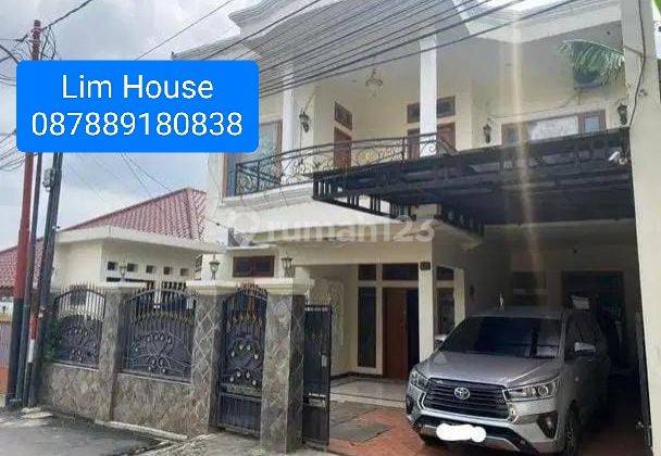 Dijual Rumah Mewah, Cantik, Kokoh, Lokasi Sangat Strategis Di Ciracas Jakarta Timur 1