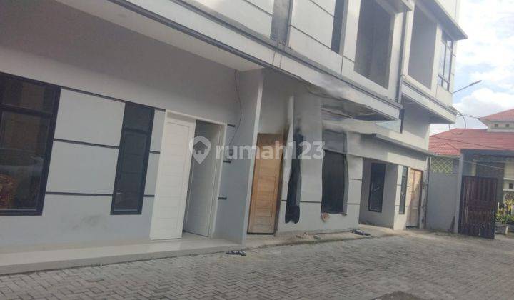 Dijual Rumah Siap Huni Dalam Cluster Di  2