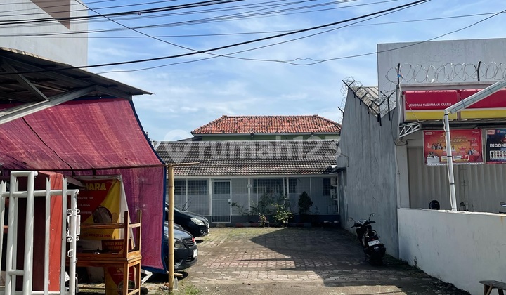 Strategic Building on Jend Sudirman Street, Bekasi Near Naga Supermarket Bekasi City Shop House Strategic Building on Jend Sudirman Street, Bekasi Near Naga Supermarket Bekasi City Shop House