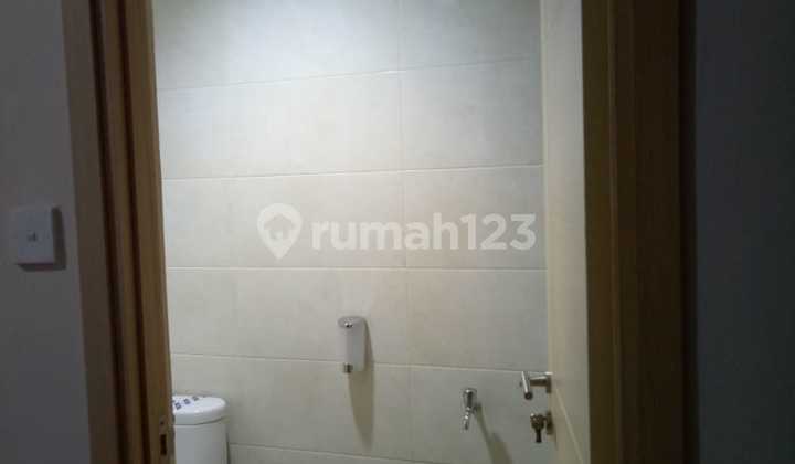 Shop House One Step Away from MRT in Central Glodok, West Jakarta 2