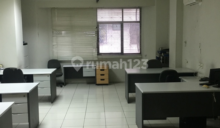 Di.komplek Textile Mangga Dua Raya Building. Ready to Use.