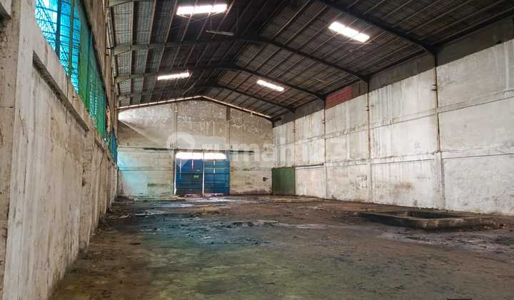 Warehouse in Citarik Cibinong. Strategic Warehouse Warehouse in Citarik Cibinong. Strategic Warehouse