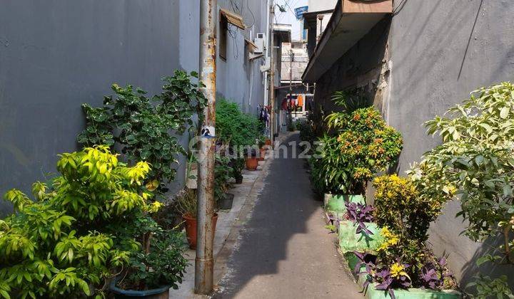 Rumah Dekat Itc Roxy Mas Area Perkantoran Dan Pertokoan 2