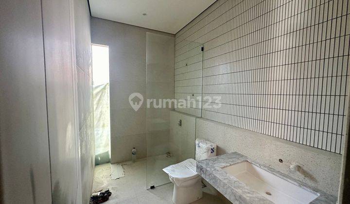 Rumah Baru Bangunan Mandiri 2lantai Di Bsd 2