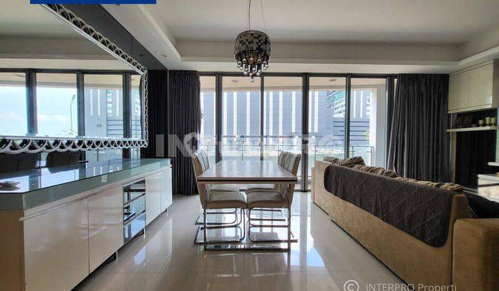 ruang makan best deal apartemen full furnished