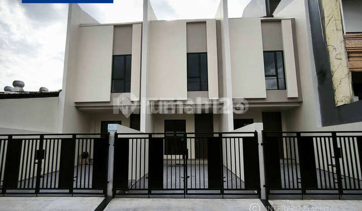Rumah Dijual Brand New Minimalis Modern 3 Lantai Di Duri Kepa Rumah Dijual Brand New Minimalis Modern 3 Lantai Di Duri Kepa