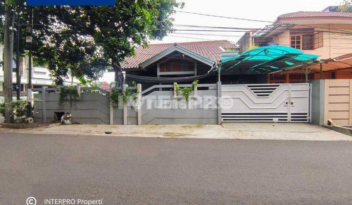 Rumah 2 Lantai Siap Huni Lokasi Nyaman Tenang Taman Meruya Ilir 1