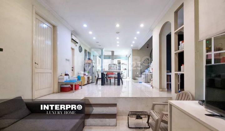 Rumah Siap Huni 2.5 Lantai Dijual Di Puri Media 2
