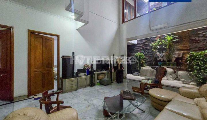 Rumah 2 Lantai Dijual Di Sunrise Garden Jalan Lebar Lingkungan Bagus 2